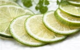 Зеленые ломтики лимона HD обои