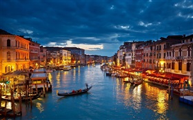 Венеция прекрасная ночь, дома, лодки, река HD обои