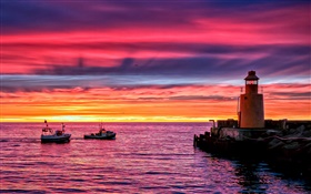 Маяк, пляж, море, лодки, закат, красное небо HD обои