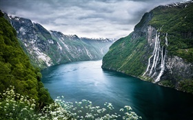 Норвегия Гейрангер фьорд, красивый пейзаж