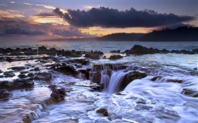 Океан, течет обратно, закат, Кауаи, Гавайи, США