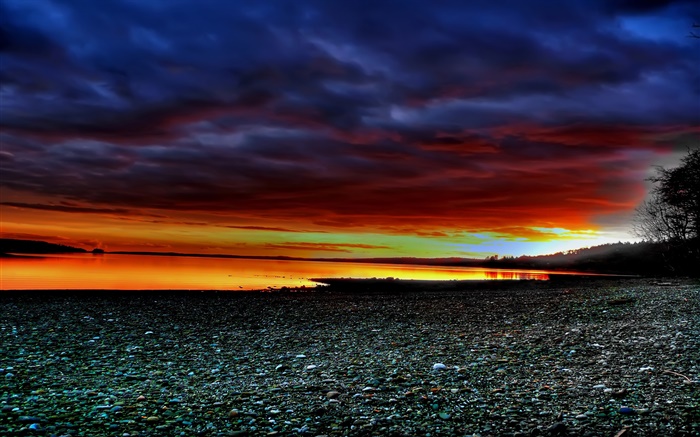 Закат пейзаж, берег реки, камень, красное небо обои,s изображение
