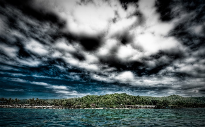 Темные синие облака, дом, море, побережье обои,s изображение