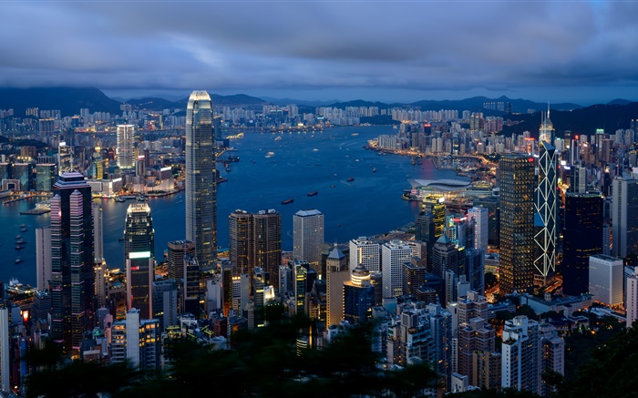 Гонконг, город, здания, облачное небо, утро обои,s изображение