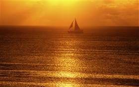 Утро, туман, море, лодка, солнечные лучи HD обои
