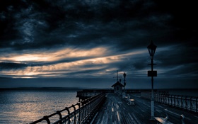 Пьер, море, закат, облачное небо HD обои