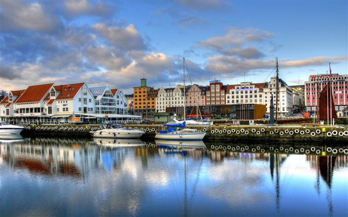Норвегия красивый пейзаж, река, дома обои,s изображение