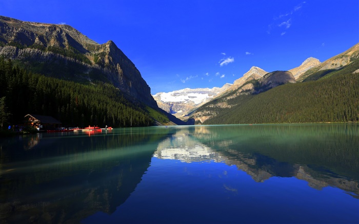 Озеро Луиза, Национальный парк Банф, Альберта, Канада, горы, лес, дом, лодка обои,s изображение