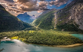 Vikane, Норвегия, долина, горы, озеро, облака