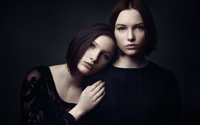 Две девушки, портрет, веснушки обои,s изображение