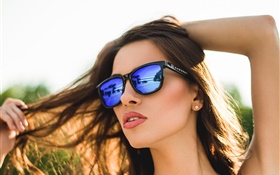 Голубые очки девушка, помада, волосы, лето HD обои
