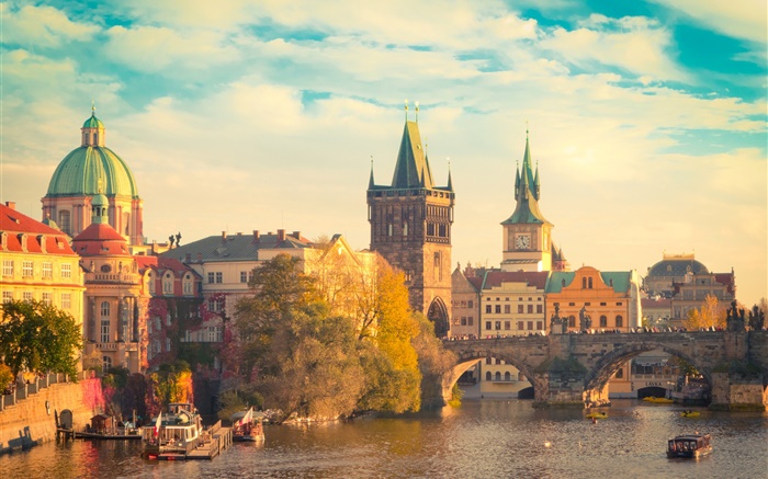 Прага, Чехия, река Влтава, Карлов мост, лодки, дома обои,s изображение