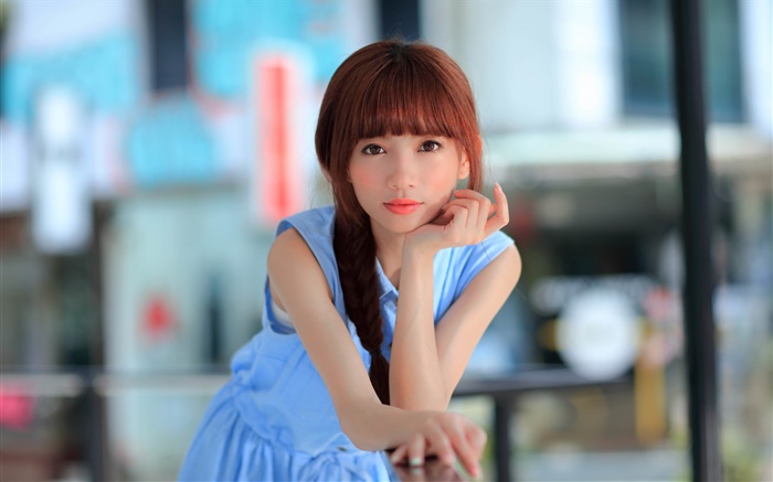 Голубое платье Азии молодая девушка, взгляд обои,s изображение