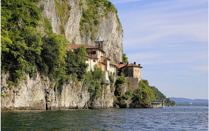 Италия, озеро Маджоре, скала, деревья, горы, дома обои,s изображение