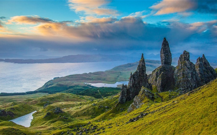 Skye, Шотландия, скалы, долина, озеро, облака, закат обои,s изображение
