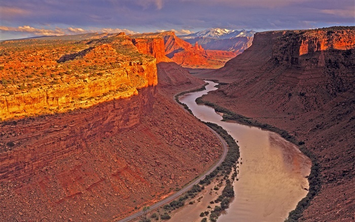 Каньон, река, красные скалы, сумерки обои,s изображение