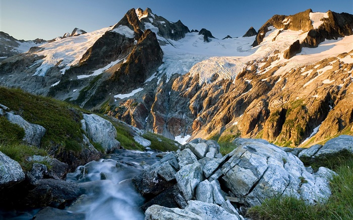 Горы, скалы, ручей, снег обои,s изображение