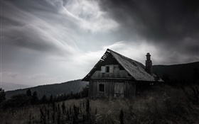 Ночь, старый деревянный дом, черный белый стиль HD обои