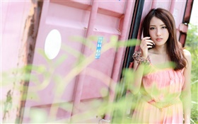 Розовое платье Тайвань девушка HD обои