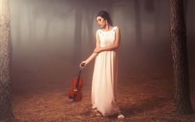 Белое платье девушки в лесу, скрипка, настроение HD обои
