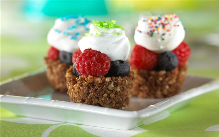 Пищевые продукты, торт, сливки, ягоды обои,s изображение