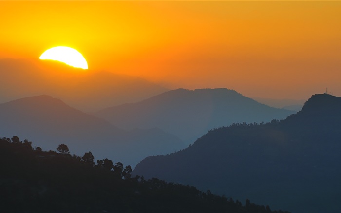 Утро, солнце, горы, облака обои,s изображение
