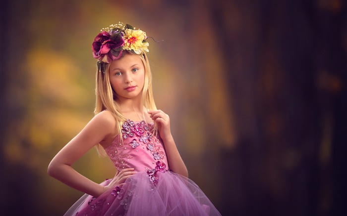 Фиолетовое платье маленькая девочка, венок, ребенок обои,s изображение