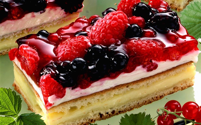 Кусок торта, ягоды, сливки обои,s изображение