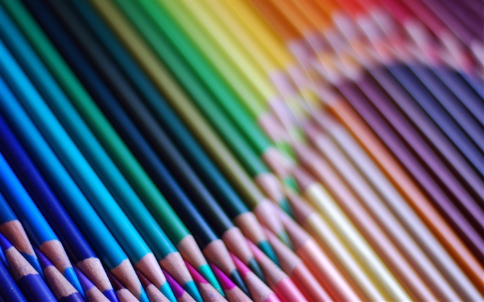 Цветные карандаши, туманные обои,s изображение